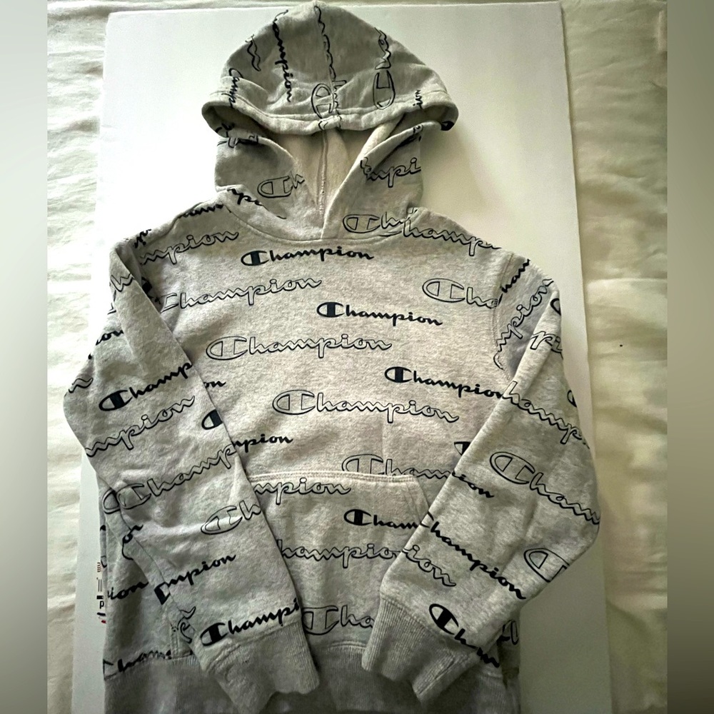 💰💰 2/$14 Boys Champion pullover hoodie SzS